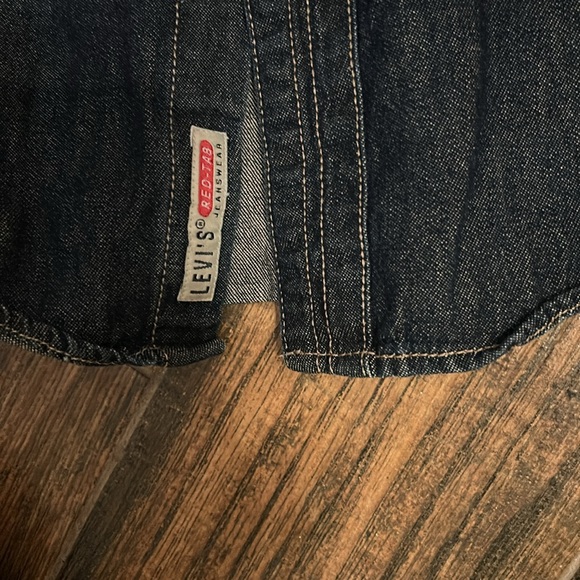 Levi’s Denim Red Tab work wear shirt - Picture 4 of 10